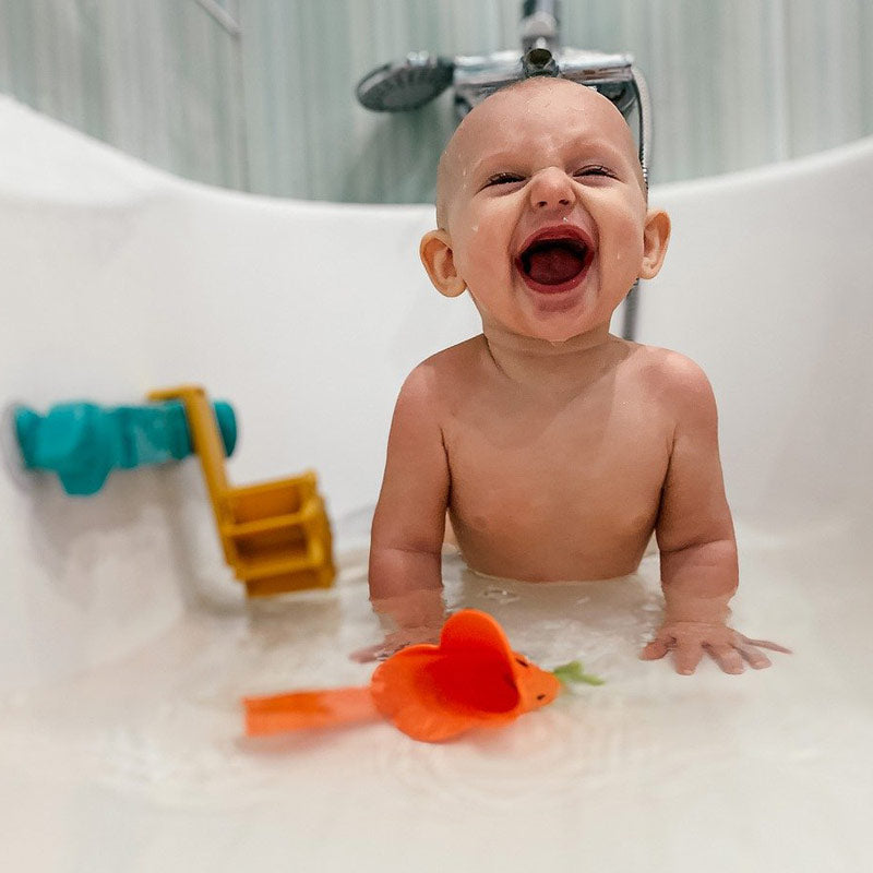 Bath time: natural, organic products that are gentle on children's skin